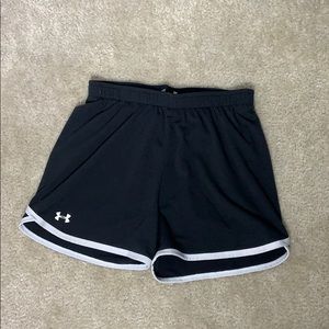 Under Armour • girls athletic shorts